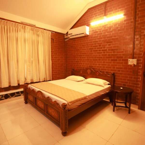 Marvels Villa - Luxury Resort in Auroville with Private Pool and Lush Forested Surroundings